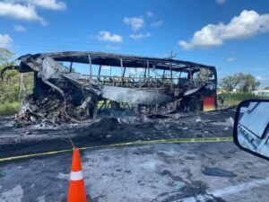 Tabasqueños regresaban de Cancún